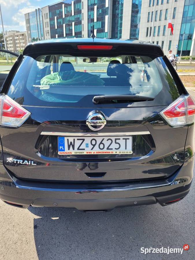 Nissan Xtrail T32 krajowy bezwypadkowy mały benzyna mazowieckie Warszawa sprzedam
