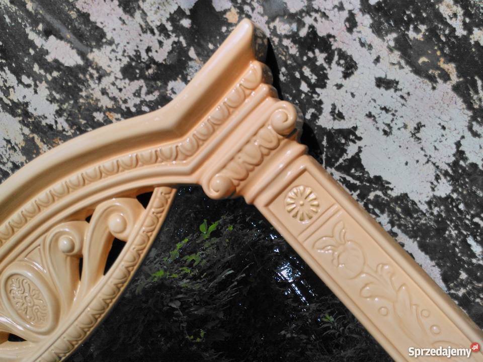 Majestatyczne lustro Katowice