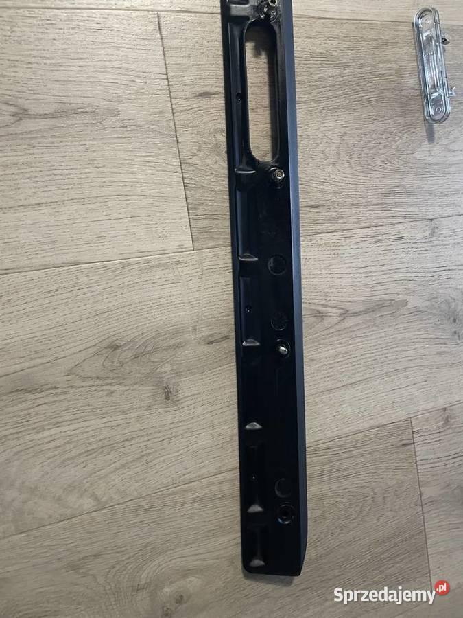 Górna listwa blenda pokrywy klapy bagażnika Bydgoszcz