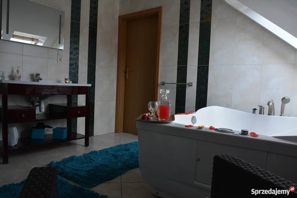 WIECZÓR KAWALERSKIPANIEŃSKI dom na Mazurach Ełk