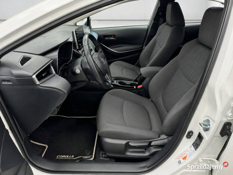 Toyota Corolla 2022 Salon Polska 1Właściciel Corolla Białystok sprzedam