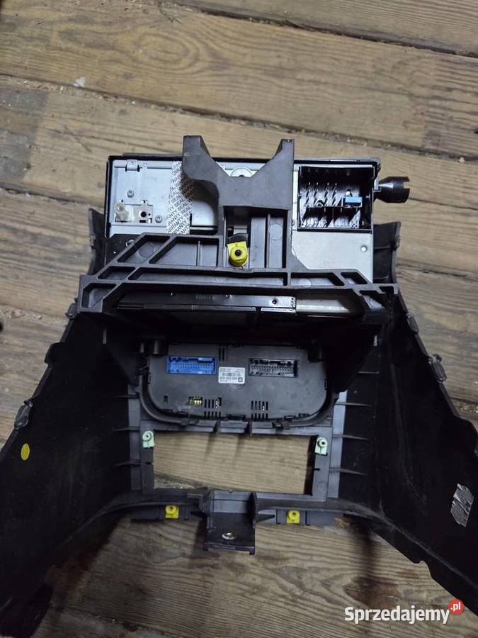 Konsola środkowa Opel Meriva