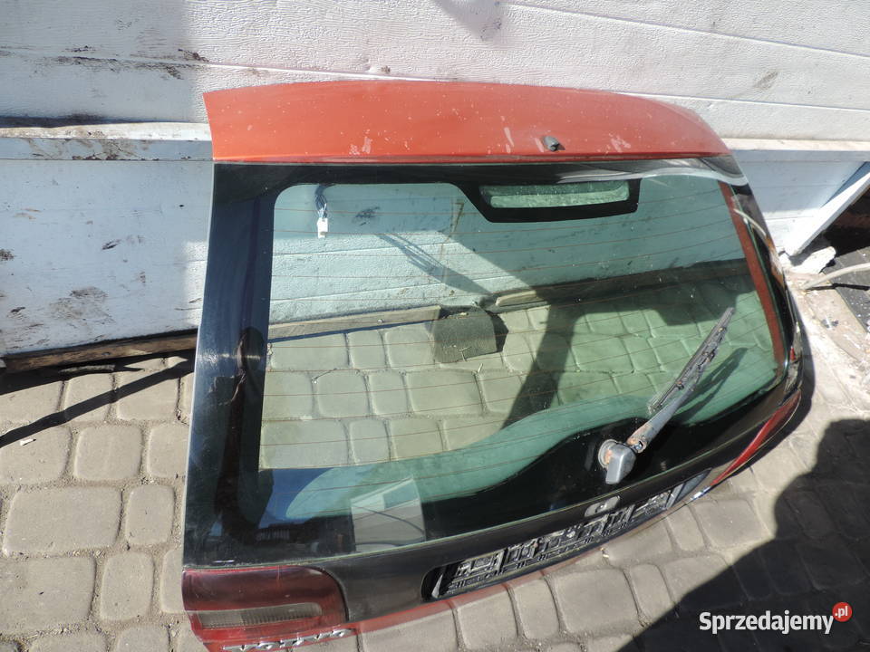 VOLVO V40 I TYLNA KLAPA BAGAŻNIKA 33822 Nowy Sącz