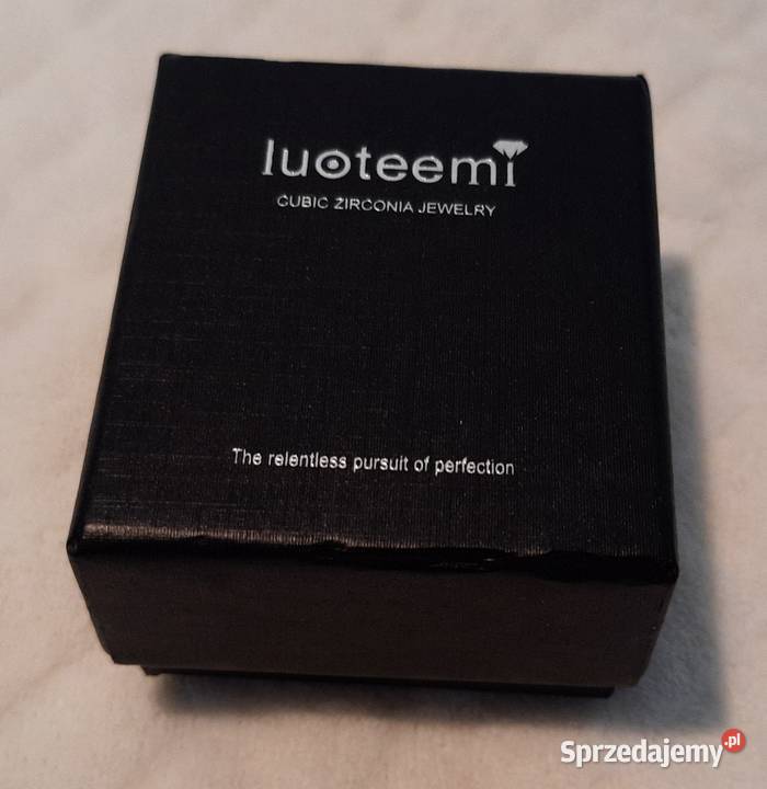 Pudełeczko na kolczyki czarne 75x63x4 Kreatywne Czeladź