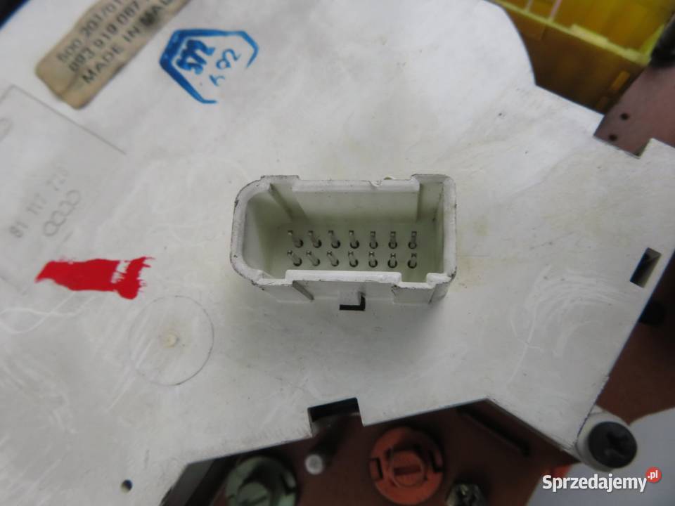LICZNIK AUDI 80 B4 19 TDI 1Z 893919033A osobowe sprzedam