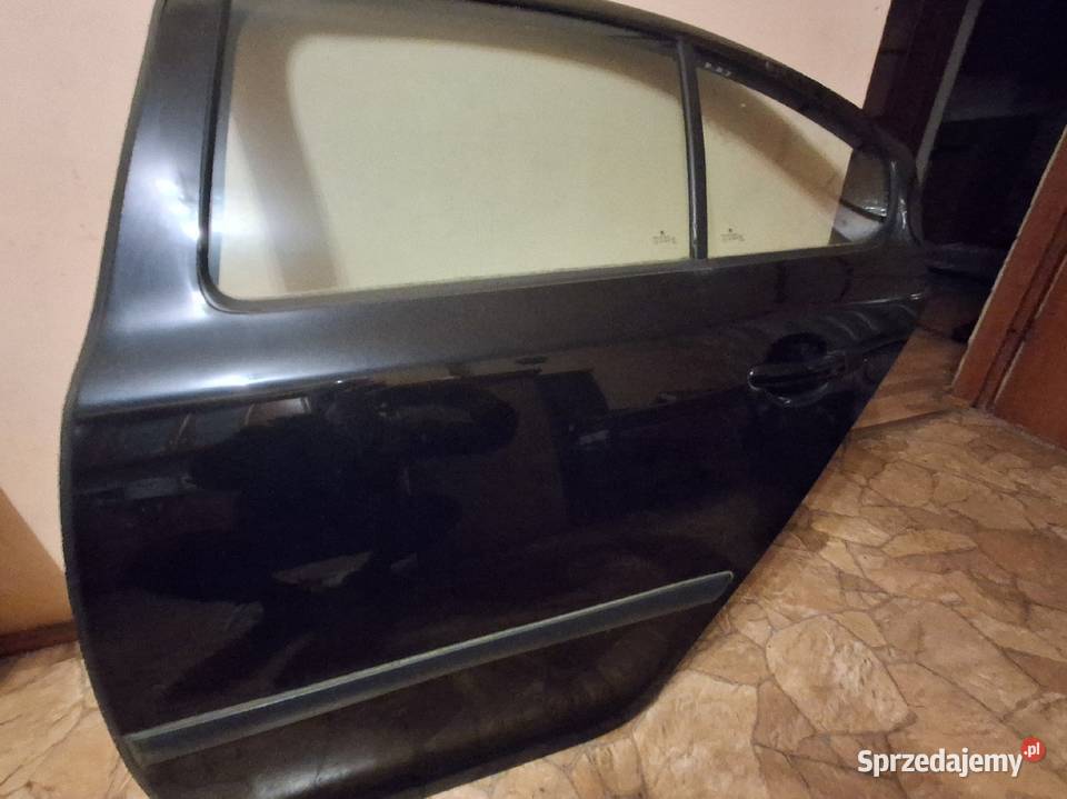 Skoda octawia II drzwi lewe lakieru 9910 osobowe sprzedam