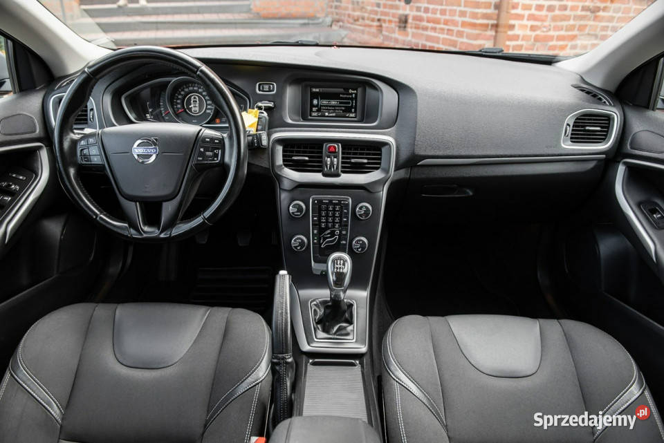 Volvo V40 Kinetic 20d 177 Manual Serwisowany Zwoleń sprzedam