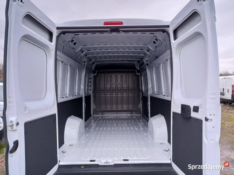 Opel Movano Opel Movano Furgon 180 L4H2 15m3 RP 2200cm3 Warszawa