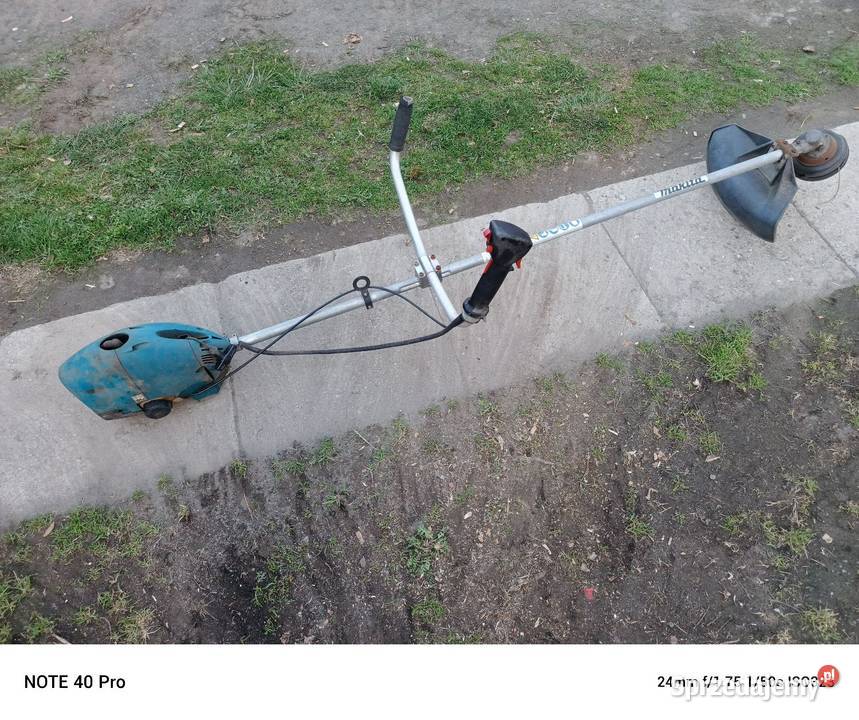 Kosa spalinowa makita