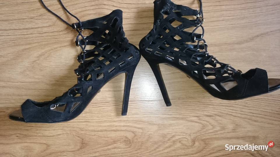 Buty na szpilce młodej elegantki śląskie Zawiercie sprzedam