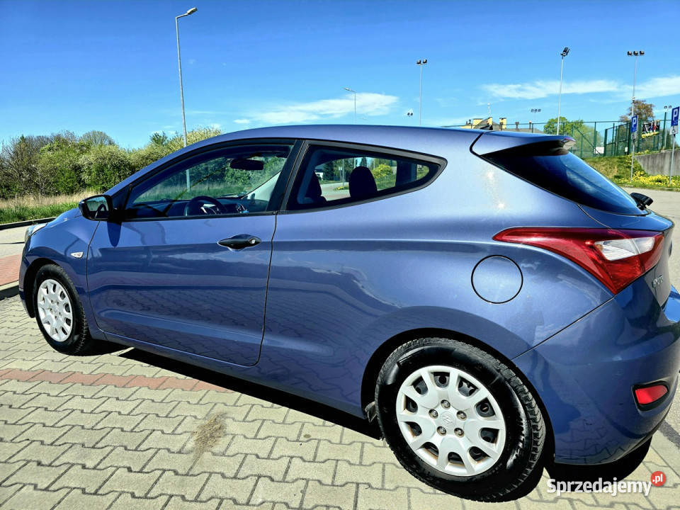 Hyundai i30 Hyundai i30 14 Classic II 2012 2016 manualna Więcławice Stare sprzedam