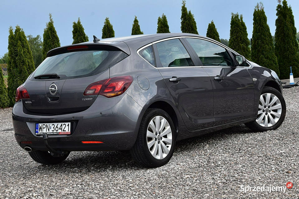 Opel Astra 14T 140 Cosmo Navi Półskóra Gwarancja Nowe Kucice