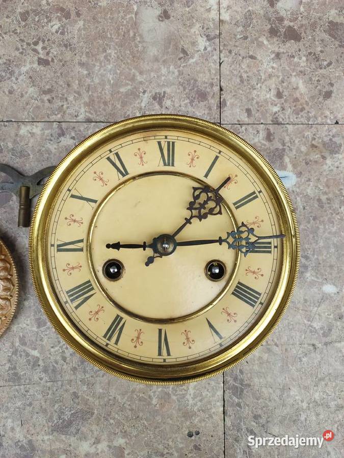173 Zestaw mechanizm starego małego zegara HAU Tczew sprzedam