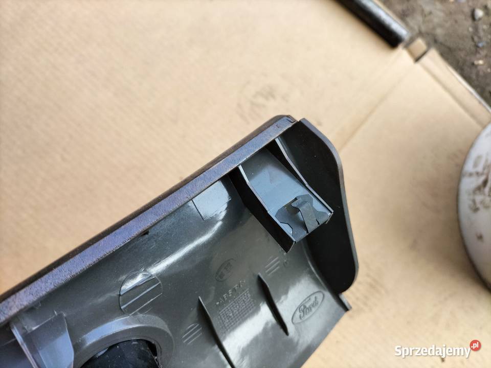 FORD MONDEO MK2 ŚRODKOWY PANEL NAWIEWU RAMKA osobowe