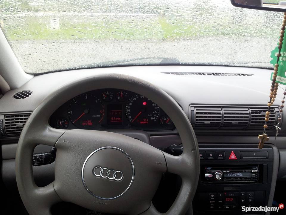 Audi A4 2000r sedan 6biegowy 150 25tdi okazja szyberdach świętokrzyskie sprzedam