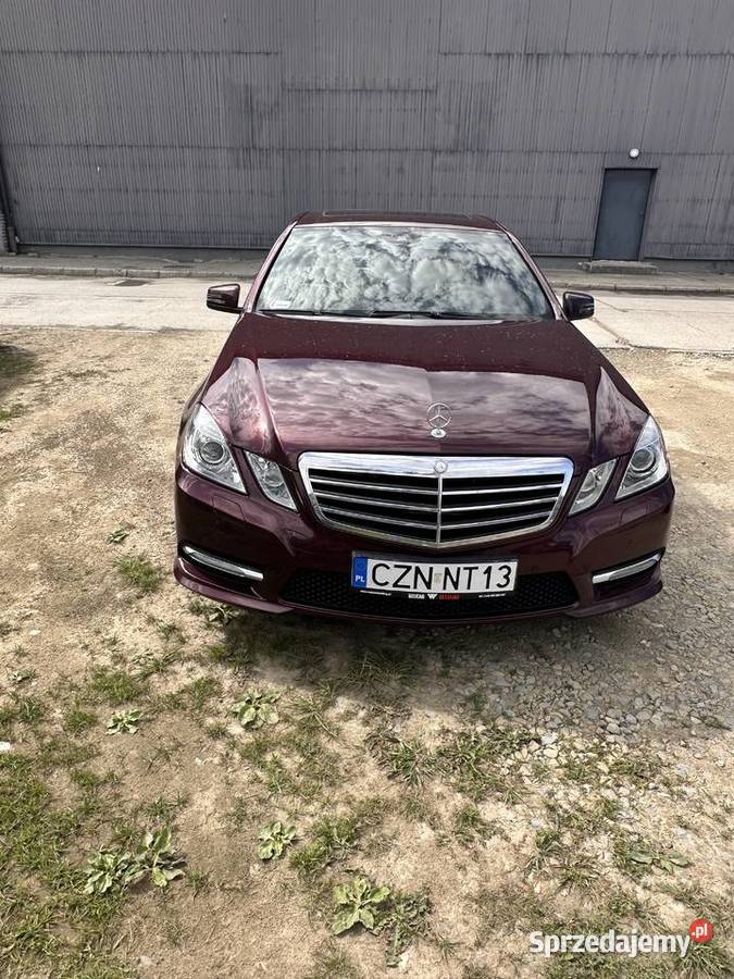 Piękny Mercedes wyjątkowy kolor
