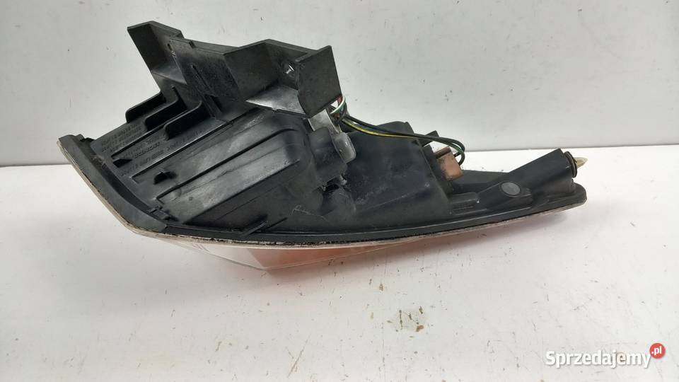 HONDA CIVIC VIII UFO LAMPA TYŁ PRAWA osobowe Światła stop Zbierkowo sprzedam