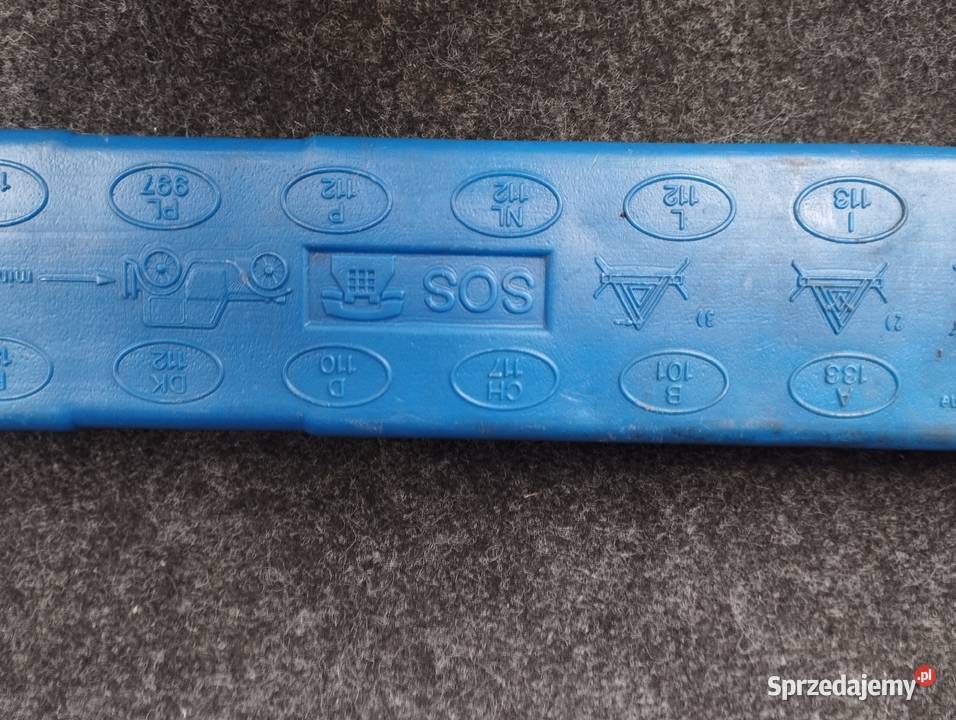 BMW trójkąt ostrzegawczy Kłodzko