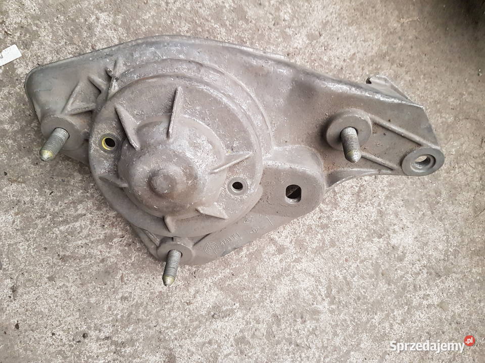 AUDI A8 D2 KIELICH MOCOWANIE WAHACZY 4D0412391E Turek