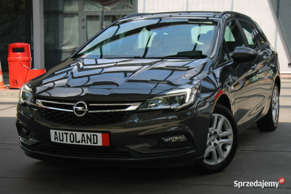 Opel Astra BezwypadkowyBogata wersja lakier metallic