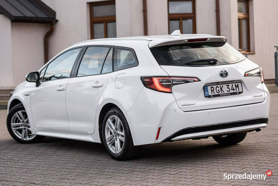 Toyota Corolla E21 2019 asystent pasa ruchu mazowieckie