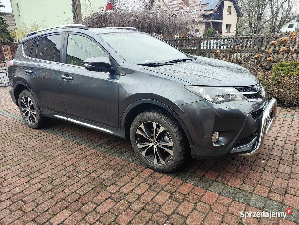 RAV4 salon Polska super stan Brzeg sprzedam