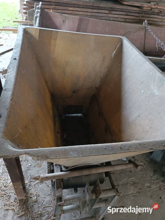 Rozsiewacz motyl nieuszkodzony Kraczewice Prywatne sprzedam