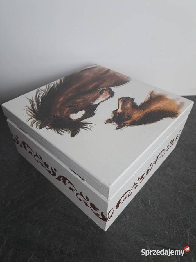 Szkatułka konie decoupage z podkową Antyki, Sztuka, Kolekcje Kędzierzyn-Koźle