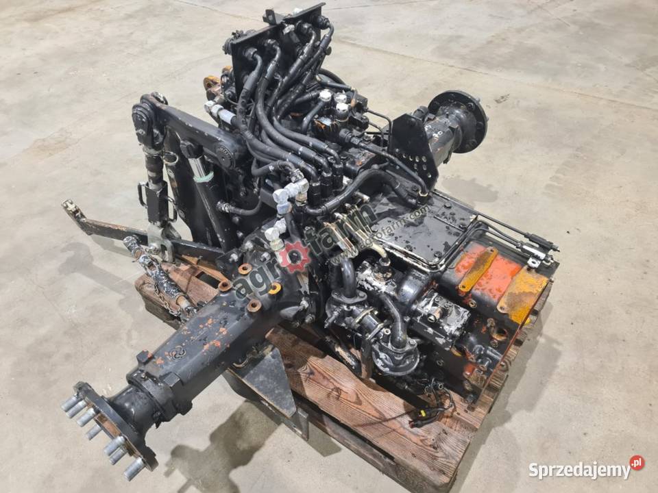 Tylny most Deutz Fahr Agrostar 661 4374608R Tylny most Byków