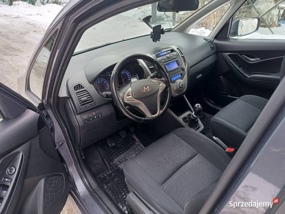 Hyundai ix20 Bezwypadkowy 16 benzyna 2016 wersja lakier metallic