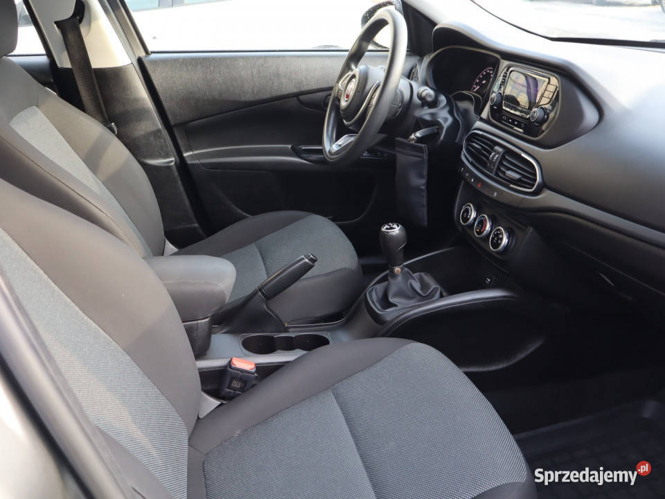 Fiat Tipo 10 FireFly Rok produkcji 2021