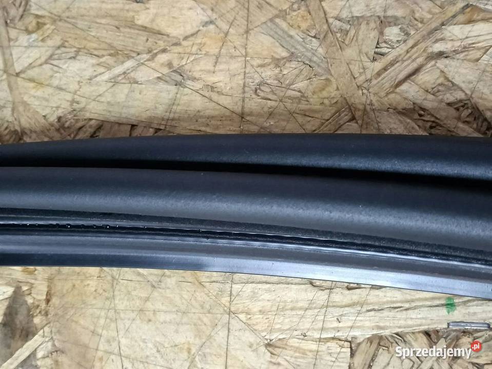 VOLVO XC60 II 18 USZCZELKA KLAPY BAGAŻNIKA osobowe Pleszew