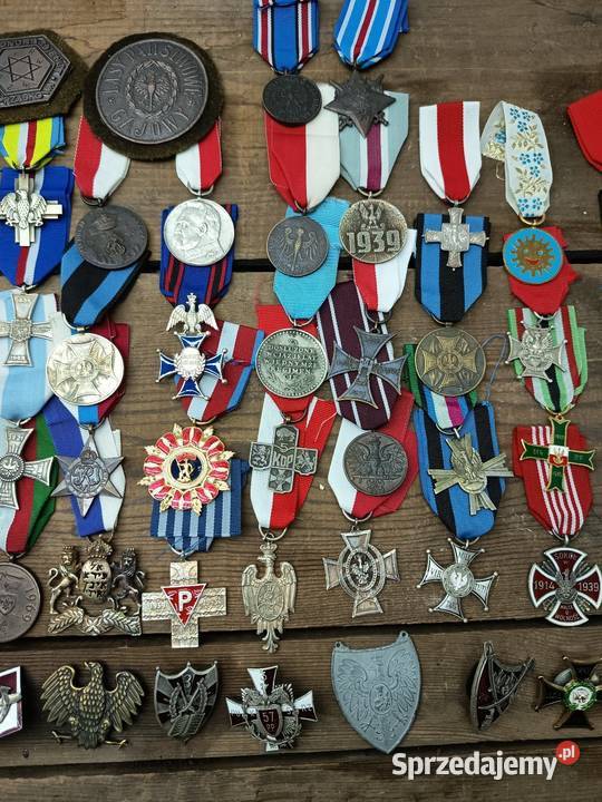 Duży pakiet zestaw odznaczenia polskie repliki Gozdnica