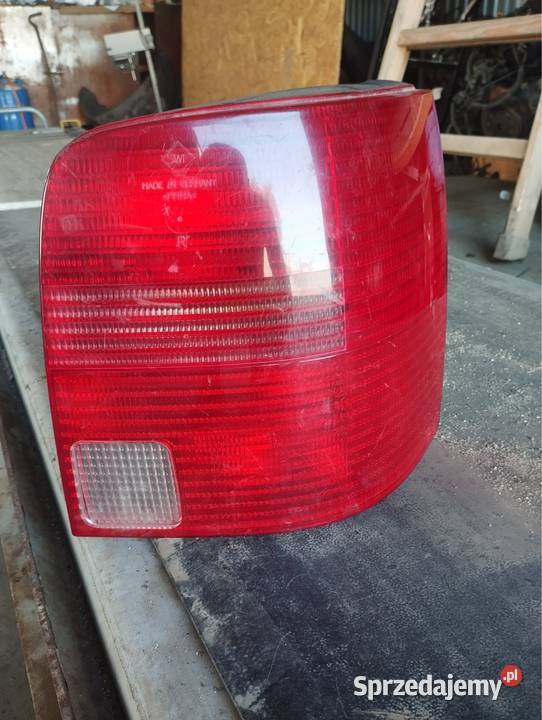 Lampa prawy tył Passat b5 przedlift osobowe Lampy tylne