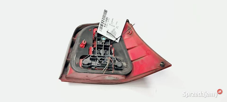 LAMPA LEWA TYŁ VOLKSWAGEN GOLF IV Lipno