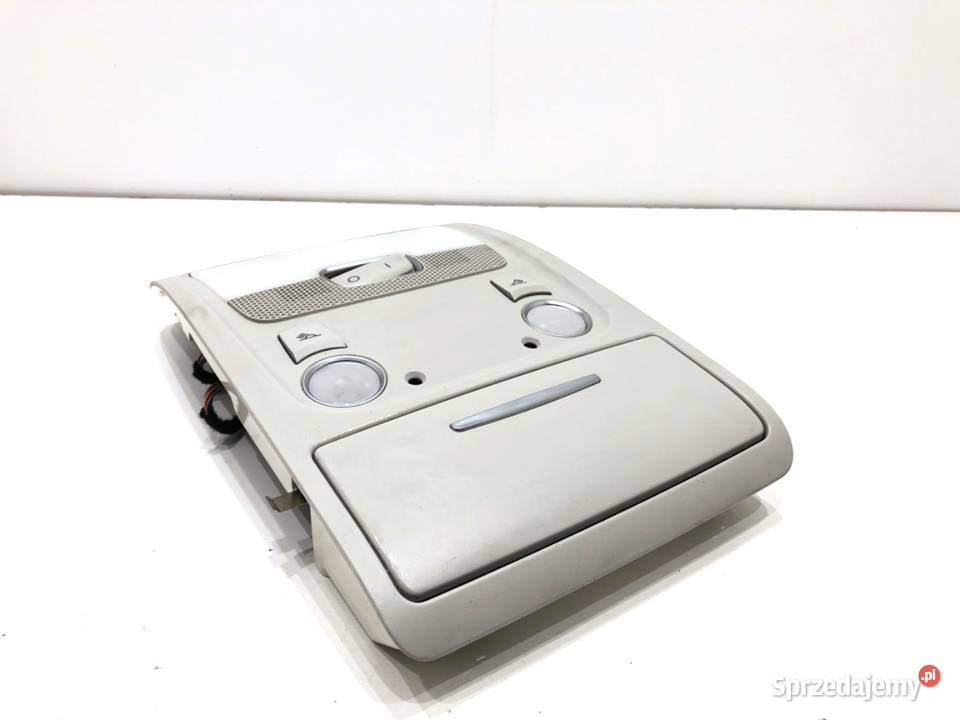 LAMPA SUFITOWA AUDI A4 B8 8T0947135B Kombi 0715