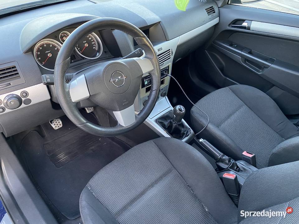 Opel Astra H 20 Turbo 200 LPG 1998cm3 Sieradz