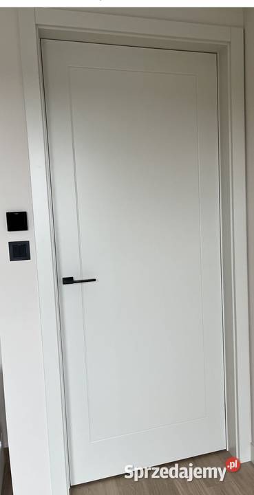 Drzwi pokojowe na wymiar Kamuflaż futryn Nowe Warszawa sprzedam