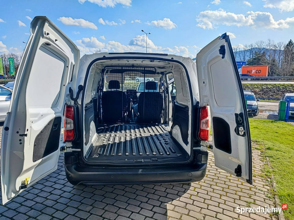 Opel Combo niski przebieg klimatyzacja immobilizer Opel śląskie