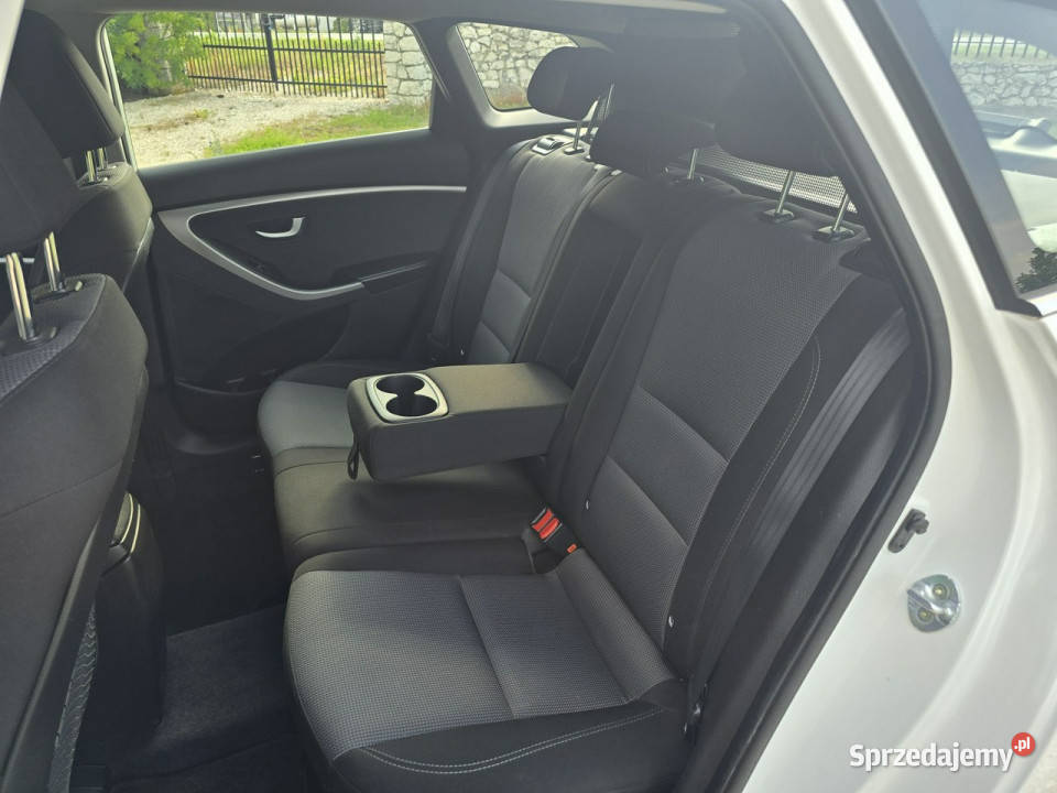 Hyundai i30 16 CRDi 136 Duża Navi Climatronic komputer pokładowy Chmielnik sprzedam