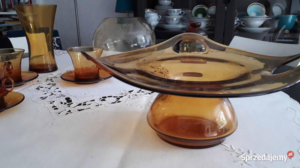 Patera wazon ze szkła miodowego Huta Laura Lubin