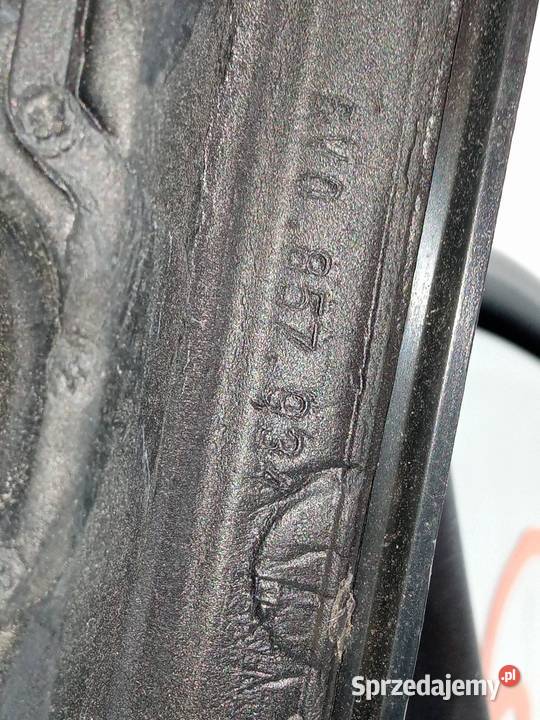LUSTERKO PRAWE 6PIN EUROPA LF7Y 6V0857934 Skoda