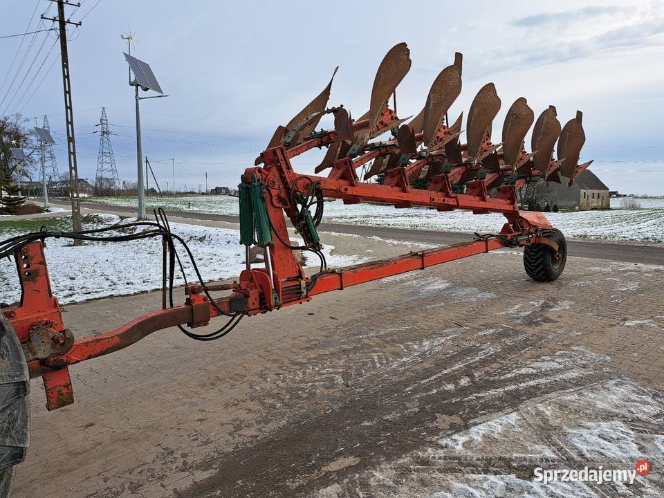 Pług półzawieszany Kverneland PB 6 skib kujawsko-pomorskie Piecewo