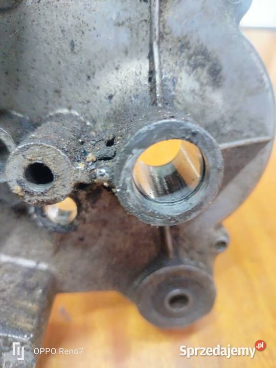 Karter lewy silnika 023 Komar motorynka