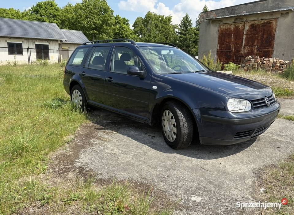 Volkswagen golf 4 benzyna 16 benzyna Gozdnica
