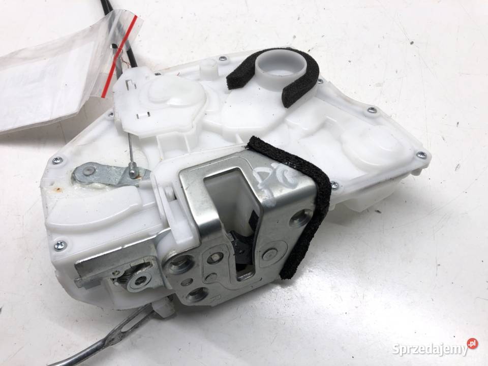 ZAMEK DRZWI PRAWY PRZÓD SUZUKI SX4 SUV osobowe sprzedam