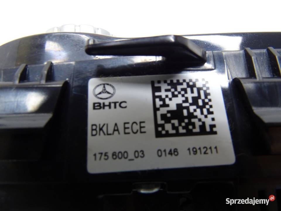 PANEL NAWIEWU KLIMATYZACJI KLIMY A2469009004 małopolskie sprzedam