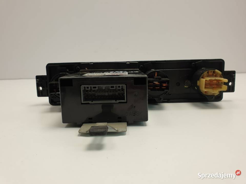 Kia Carnival I PANEL STEROWANIA NAWIEWEM osobowe lubelskie Rudka