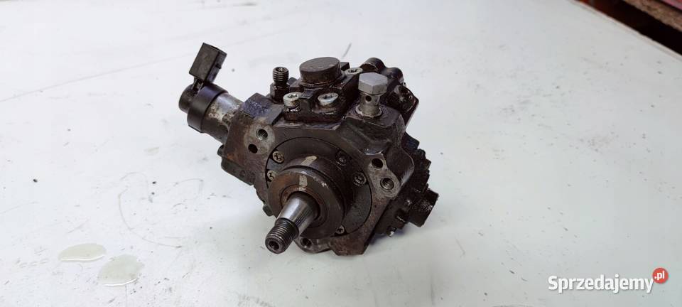 POMPA PALIWA AUDI A4 B7 A6 C6 30 TDI 059130755S Przystajń