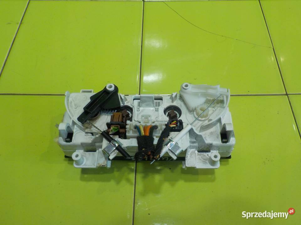 PEUGEOT 207 16 B 07r panel klimatyzacji osobowe Suków